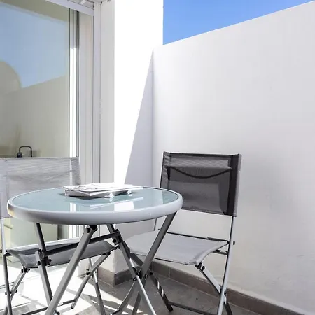 Apartamento Lovely 2-bedroom In Pueblo Nuevo De *