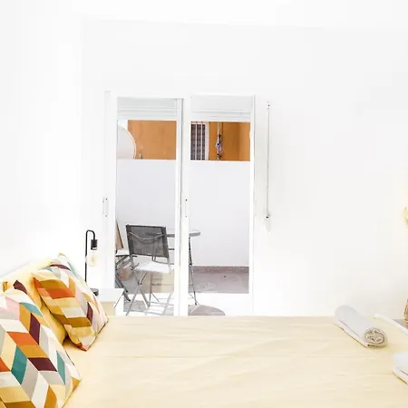 Lovely 2-bedroom In Pueblo Nuevo De * Guadiaro